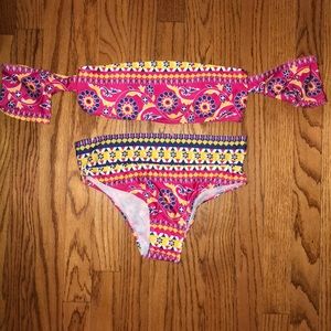 Swim suit never worn!